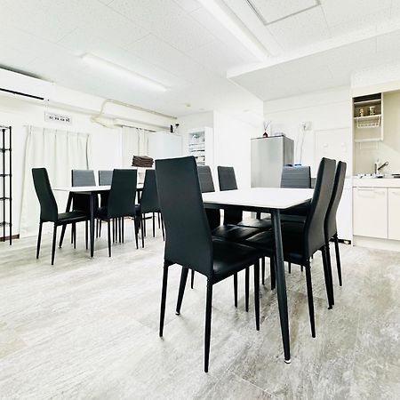 Guest House B'S Fiveⅱ โอซาก้า ภายนอก รูปภาพ