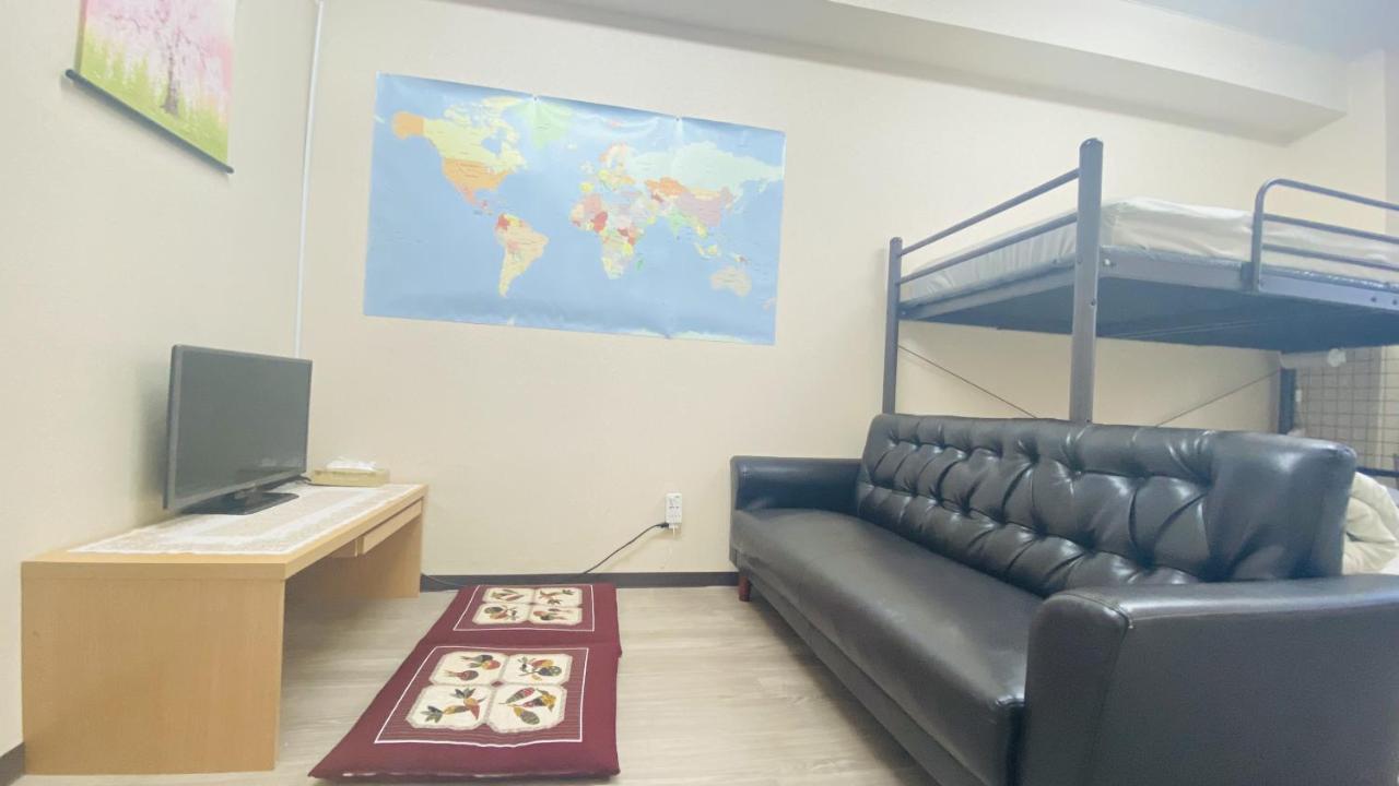 Guest House B'S Fiveⅱ โอซาก้า ภายนอก รูปภาพ