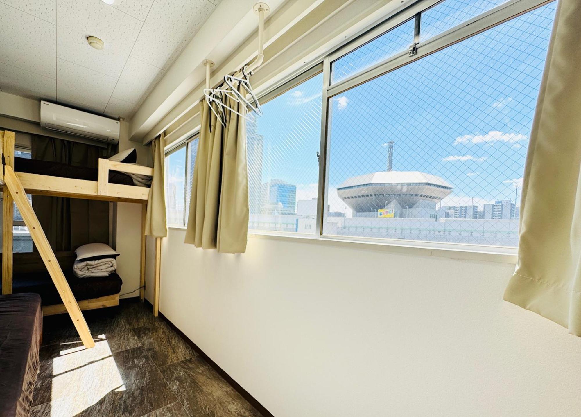 Guest House B'S Fiveⅱ โอซาก้า ภายนอก รูปภาพ