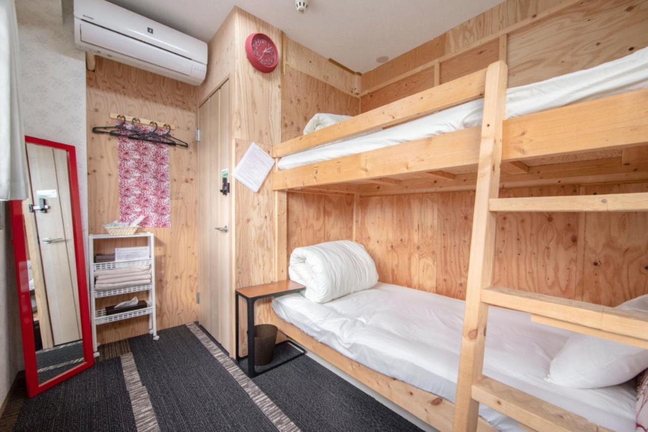 Guest House B'S Fiveⅱ โอซาก้า ภายนอก รูปภาพ